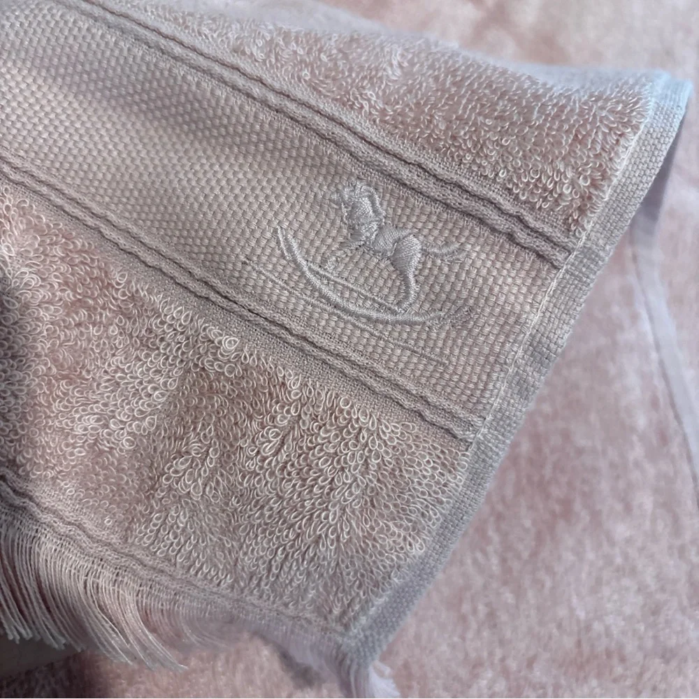 Hermes Towel 21x38 Inches Pink